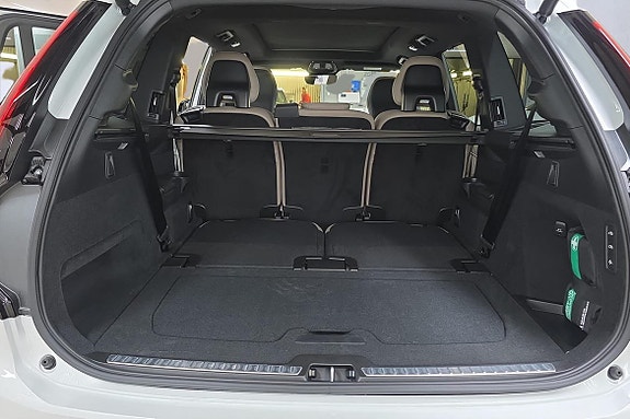 Volvo XC90 5 of 5
