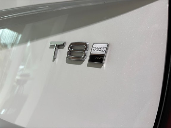 Volvo XC90 13 of 27
