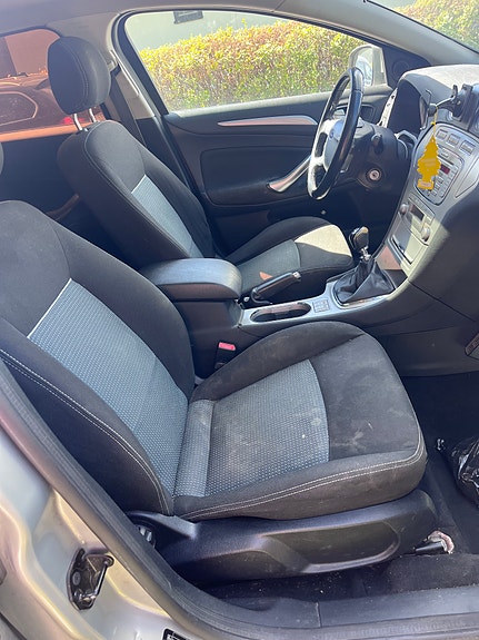 Ford Mondeo 4 of 5