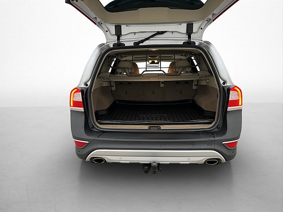 Volvo XC70 9 of 28