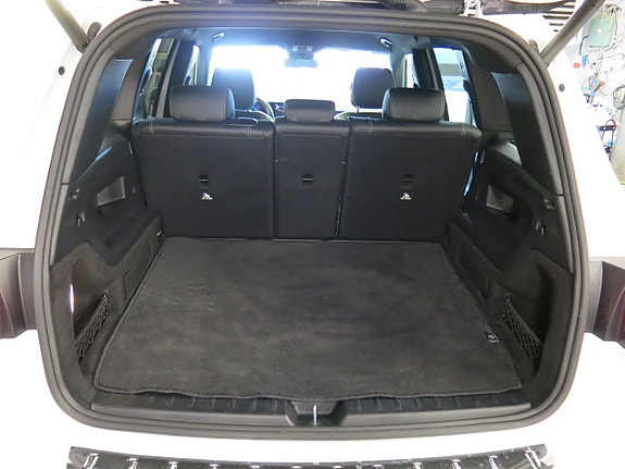 Mercedes-Benz GLB220 d 14 of 30