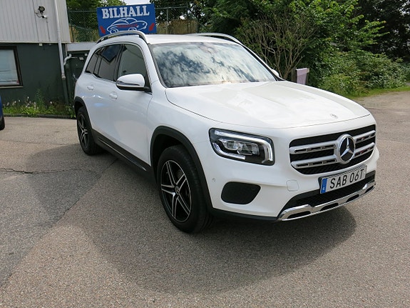 Mercedes-Benz GLB220 d 4 of 30