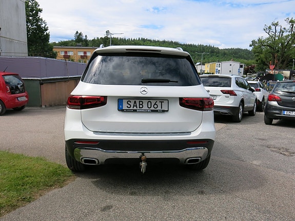 Mercedes-Benz GLB220 d 8 of 30