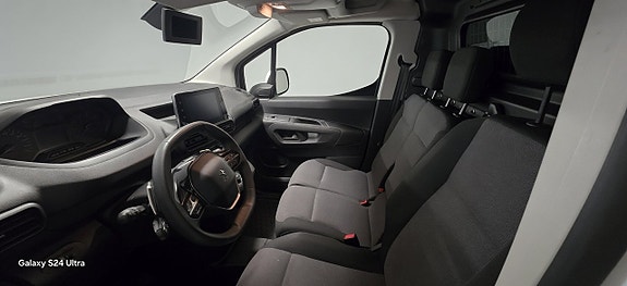 Peugeot Partner 10 of 12