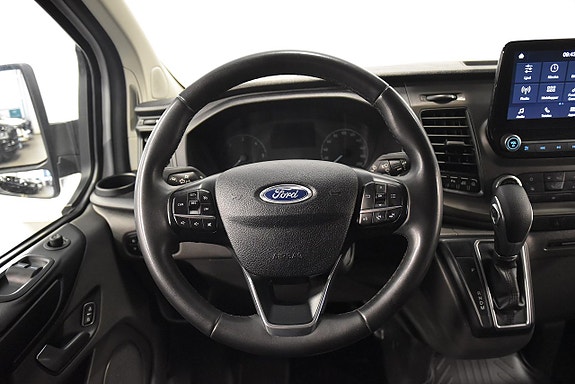 Ford Transit Custom 2 of 17