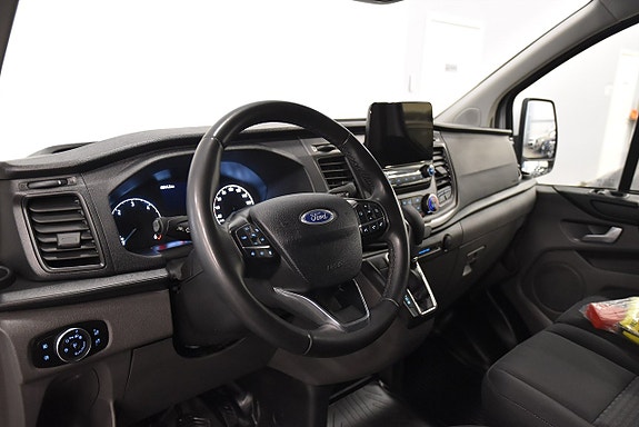 Ford Transit Custom 9 of 17