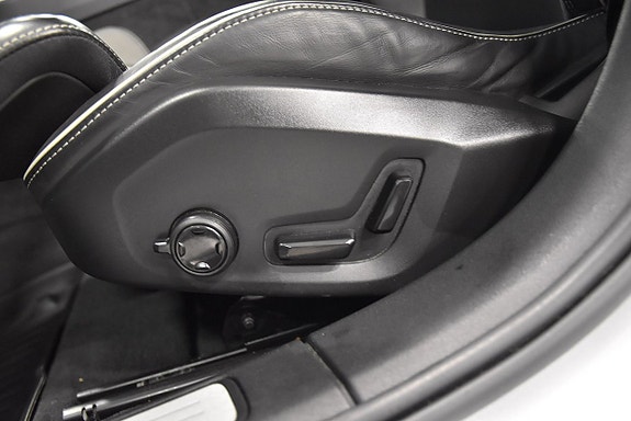 Volvo V60 16 of 30