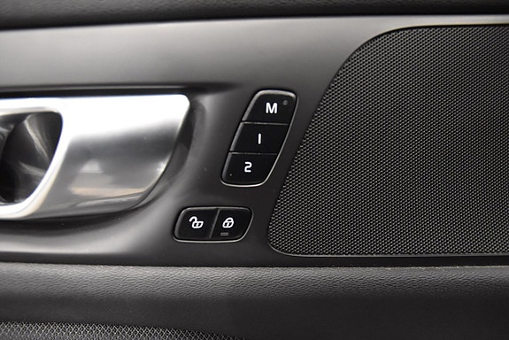 Volvo V60 15 of 30