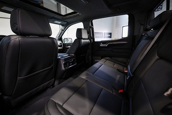 GMC Sierra 12 of 24