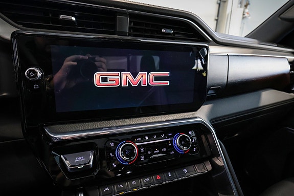 GMC Sierra 21 of 24