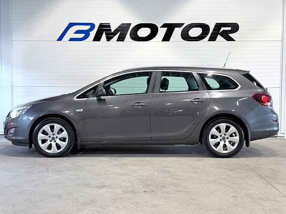 Opel Astra 4 of 5