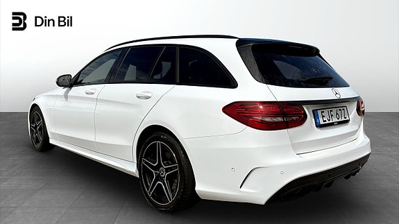 Mercedes-Benz C220 3 of 17