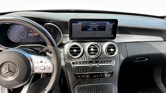 Mercedes-Benz C220 9 of 17