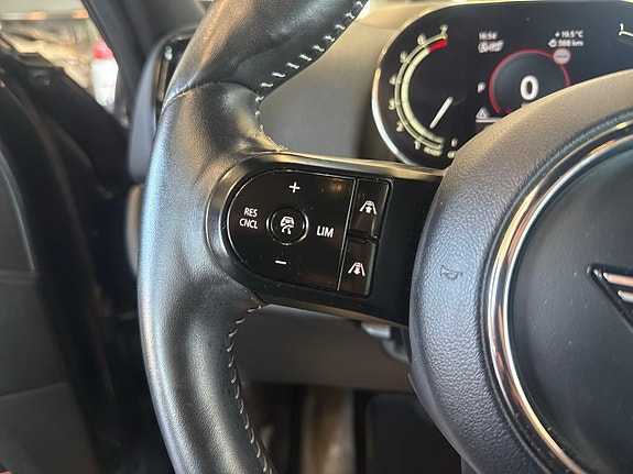 MINI Countryman Cooper 19 of 25