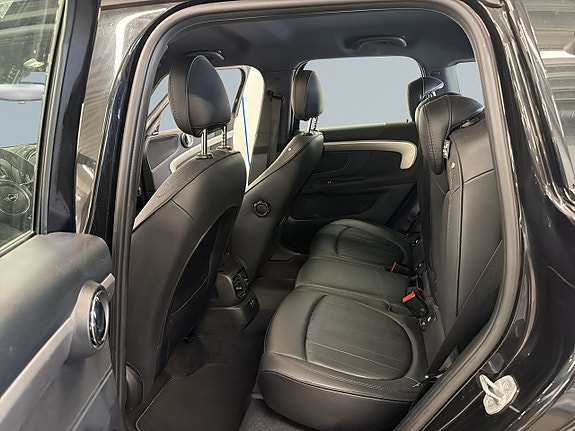 MINI Countryman Cooper 13 of 25