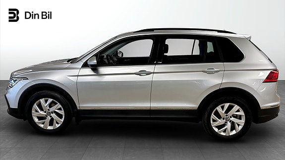 Volkswagen Tiguan 2 of 13