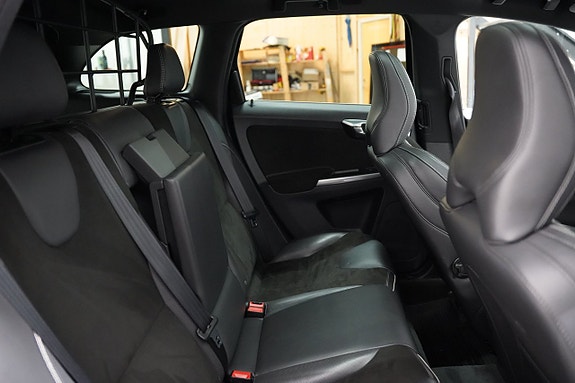 Volvo XC60 23 of 24