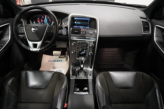 Volvo XC60 11 of 24