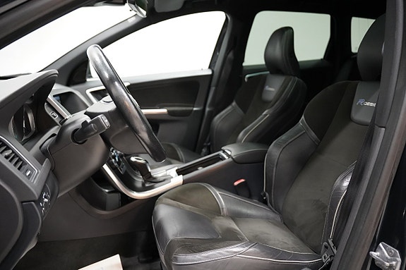 Volvo XC60 6 of 24