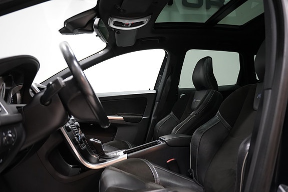Volvo XC60 7 of 24