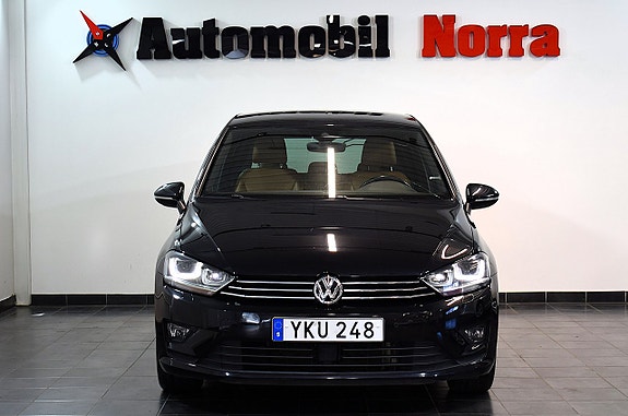 Volkswagen Golf Sportsvan 4 of 5