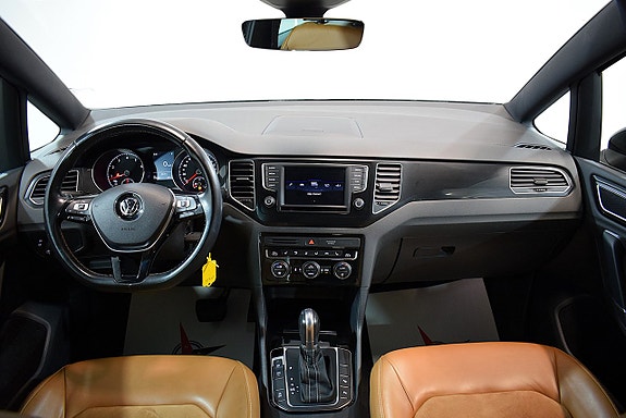 Volkswagen Golf Sportsvan 14 of 22