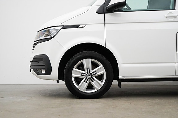 Volkswagen Transporter 2 of 5