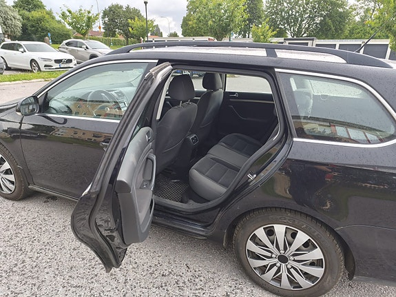 Volkswagen Golf V 4 of 4
