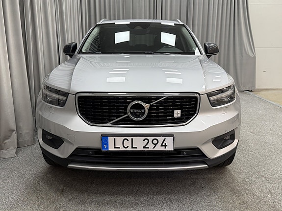 Volvo XC40 5 of 5