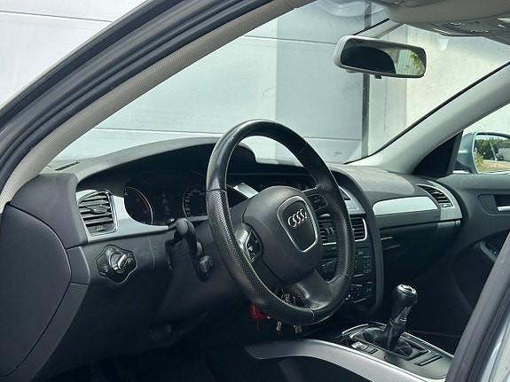Audi A4 16 of 19