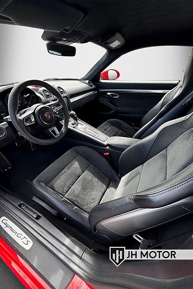 Porsche 718 Cayman GTS 21 of 27