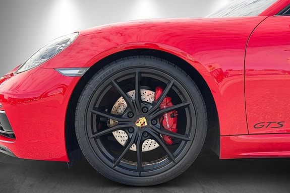Porsche 718 Cayman GTS 16 of 27