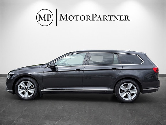 Volkswagen Passat 4 of 5