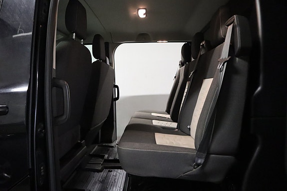 Ford Transit Custom 15 of 20
