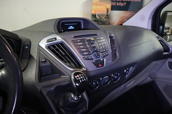 Ford Transit Custom 10 of 20