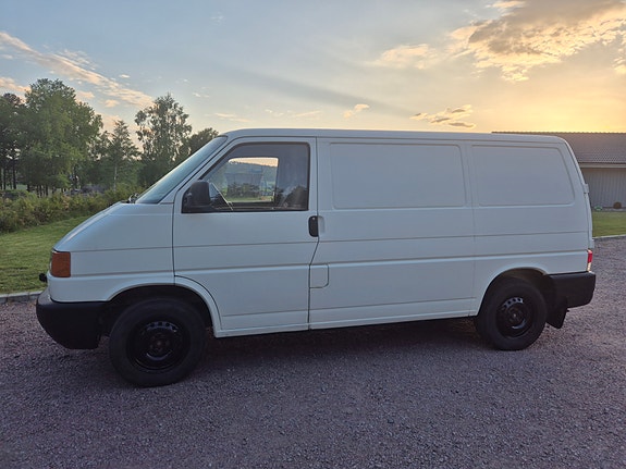 Volkswagen Transporter 2 of 5