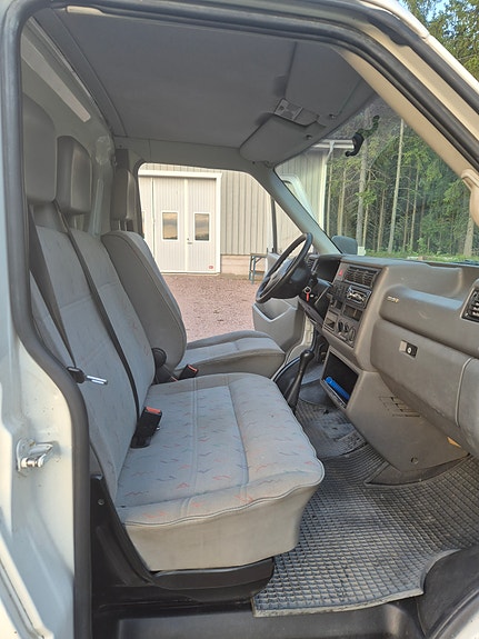 Volkswagen Transporter 9 of 13