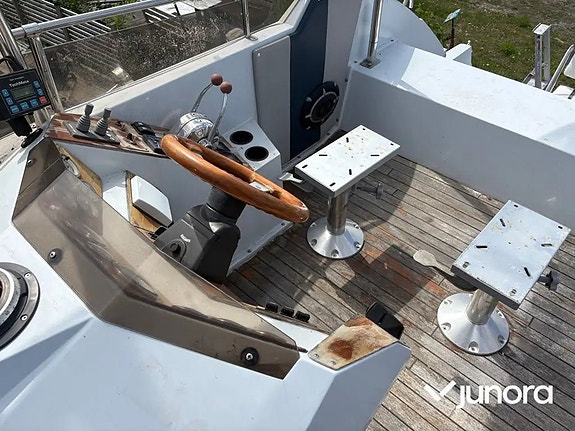 Båt - Carver Santego 30 Flybridge 10 of 30