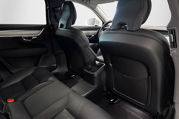 Volvo V90 14 of 24