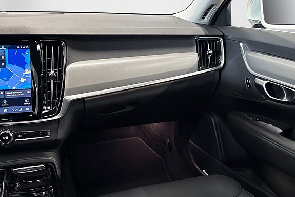 Volvo V90 16 of 24