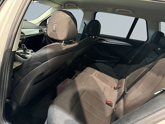 BMW 520d 13 of 20