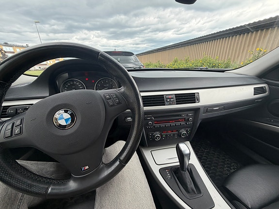 BMW 325i 5 of 5