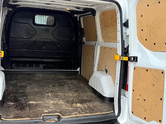 Ford Transit Custom 3 of 13