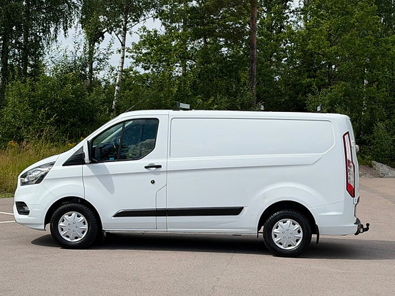 Ford Transit Custom 2 of 13