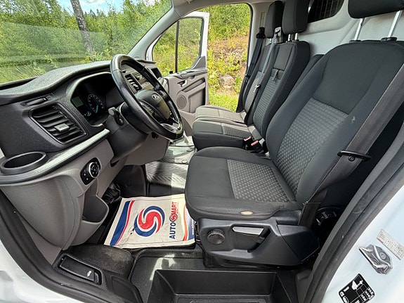 Ford Transit Custom 10 of 13