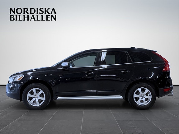Volvo XC60 4 of 17