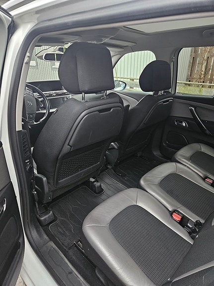 Citroen Grand C4 Picasso 4 of 5