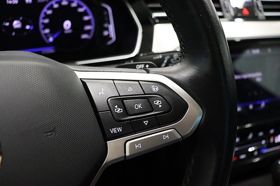 Volkswagen Passat 29 of 30