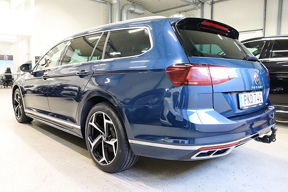 Volkswagen Passat 5 of 30