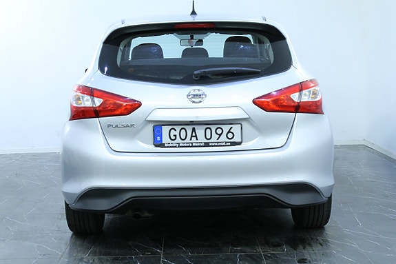 Nissan Pulsar 6 of 10